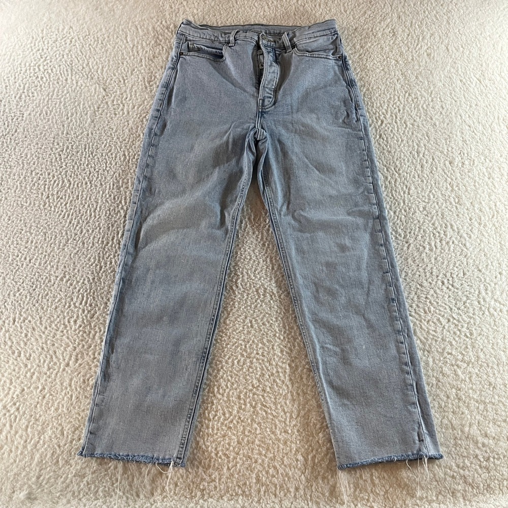 Old Navy Jeans Womens 10 Light Wash Straight Leg Button Fly Raw Hem Casual Denim